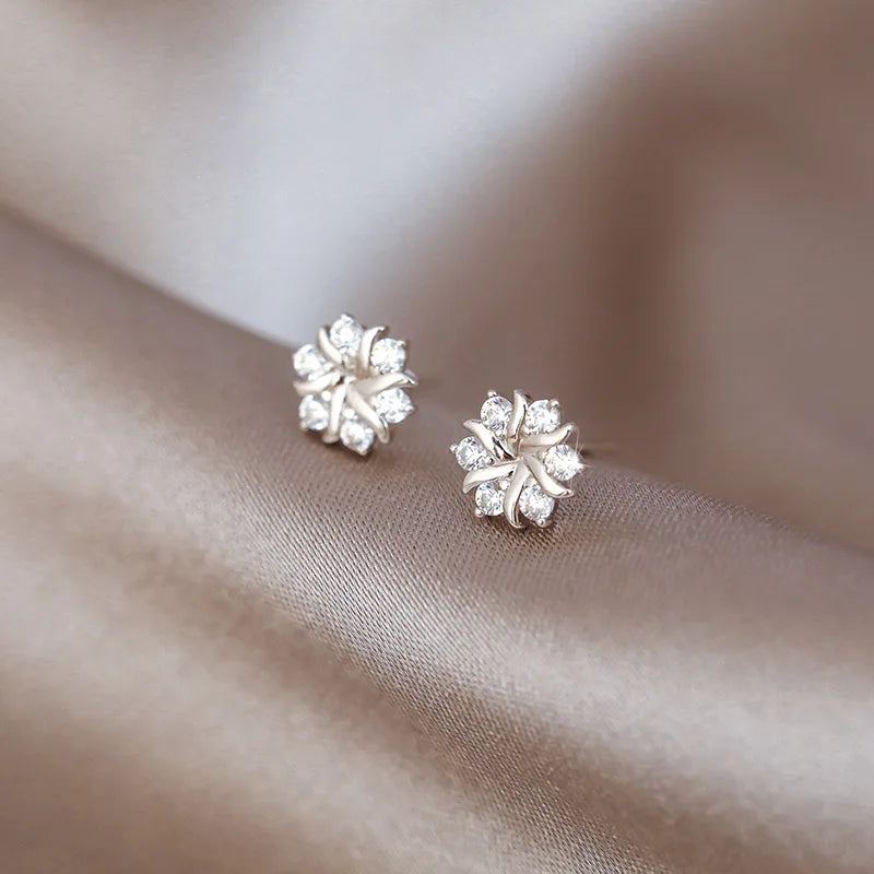 For a refined look with a simple touch... Add a touch of classic femininity with these luxurious earrings.