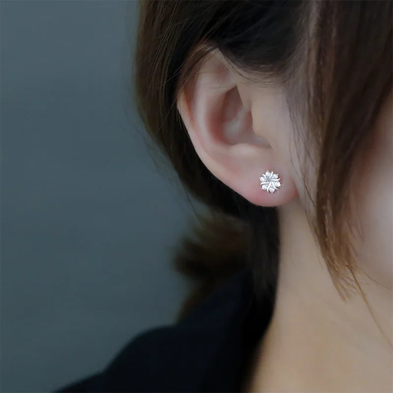 For a refined look with a simple touch... Add a touch of classic femininity with these luxurious earrings.