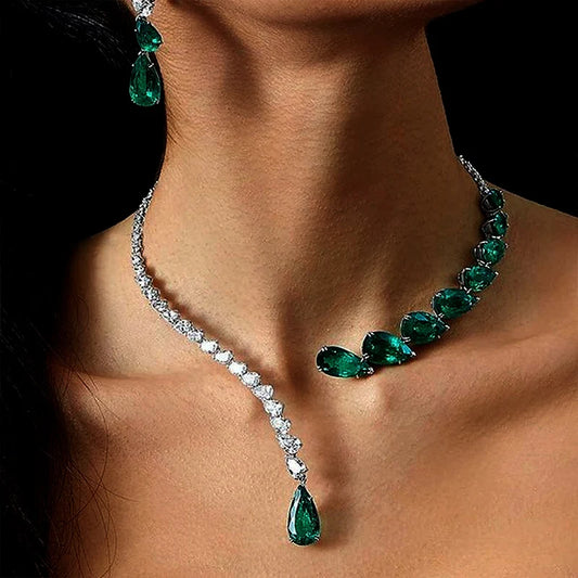 Luna Set... A design that touches imagination, and emerald stones whisper your telegram to everyone who sees you.